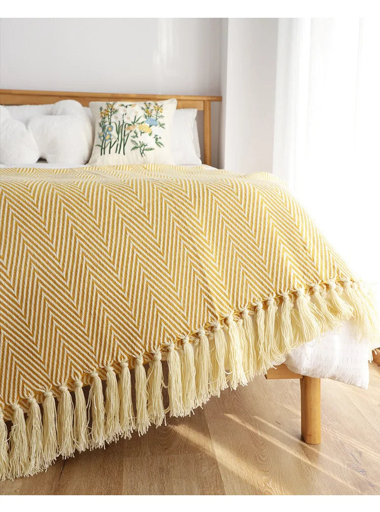 Traditional Luxury Geometric Knitted Blanket Throw With Tassels - Green, Beige & Yellow