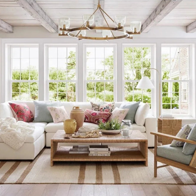 Modern Circular 8-Light Modern Farmhouse Pendant Chandelier with Glass Globes - 2 Colours