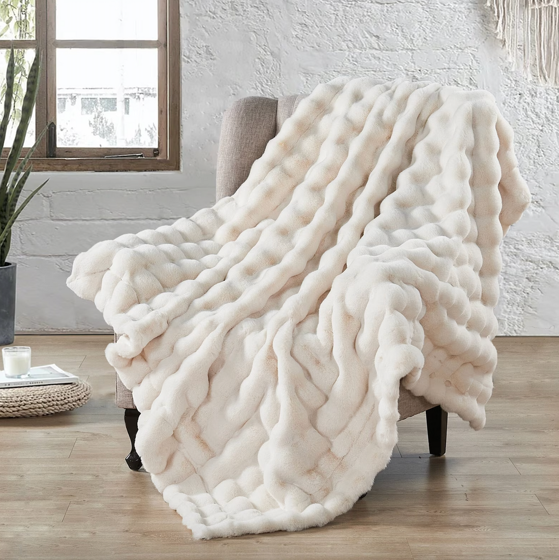 Bestsellers | Super Soft Fluffy Luxury Rabbit Faux Fur Wave Throw - 4 Colours Ivory Lilly & Lula