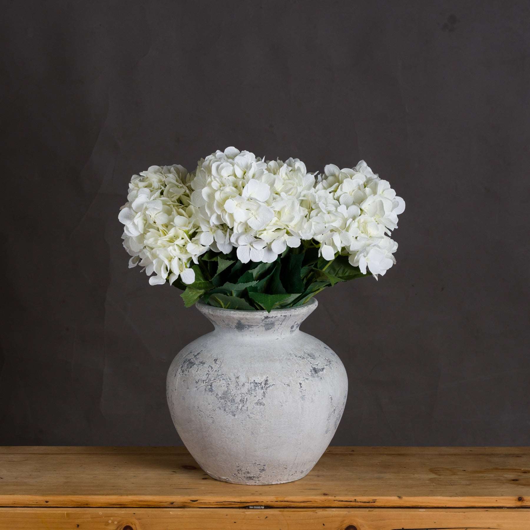 Darcy Antique White Vase Lilly & Lula