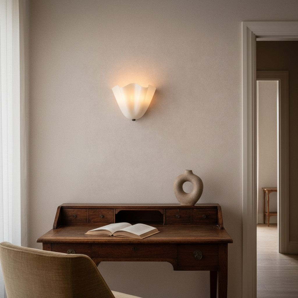 Modern Shell-Shaped Wall Sconce - 5 Colours