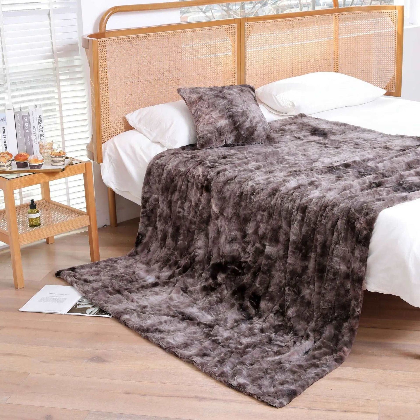 No Shed Luxury Double Layer Fluffy Throw Bedspread - 6 Colours Lilly & Lula