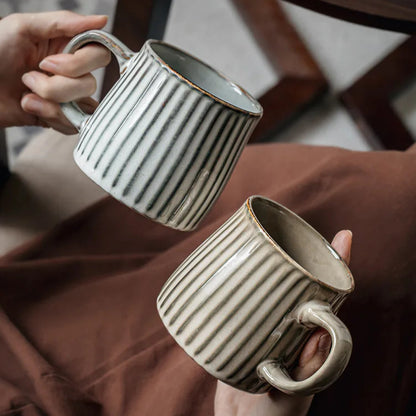 Large Handmade Ceramic Ripple Mug with Wooden Lid - Beige & Grey