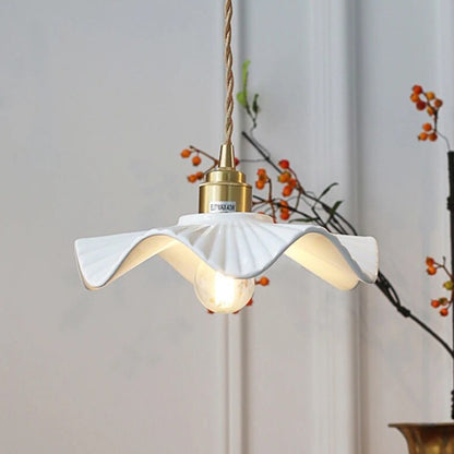 Minimalist Scandinavian Ceramic Hanging Ceiling Pendant Ceiling Light - White