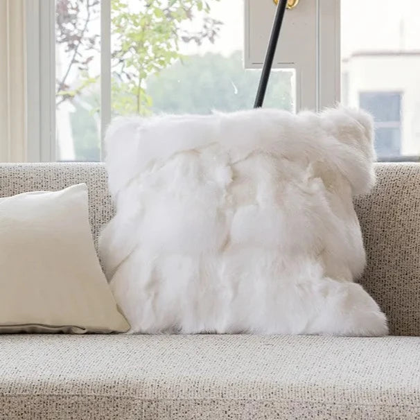 Luxurious White Fluffy Faux Fur Decoration Cushion