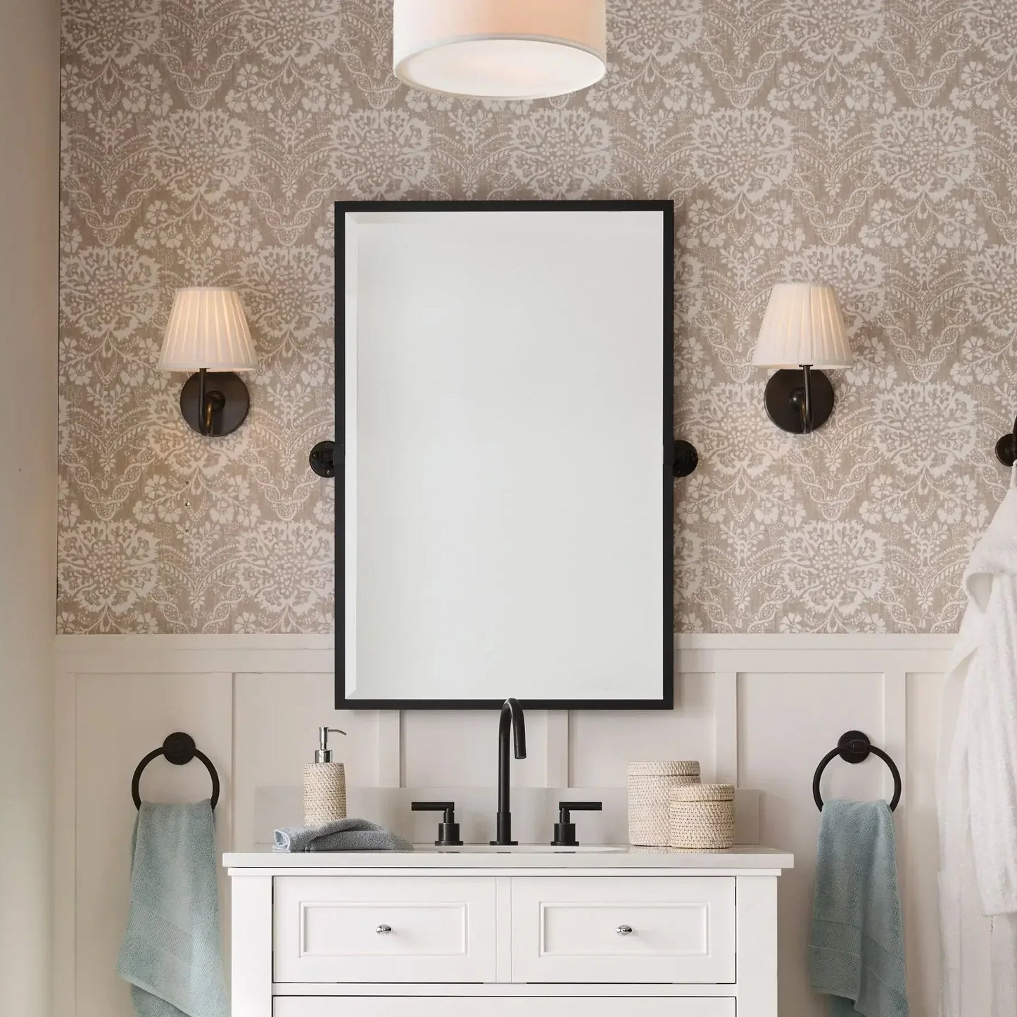 Luxurious French Style Farmhouse Wall Light with Linen Shade - 2 Colours